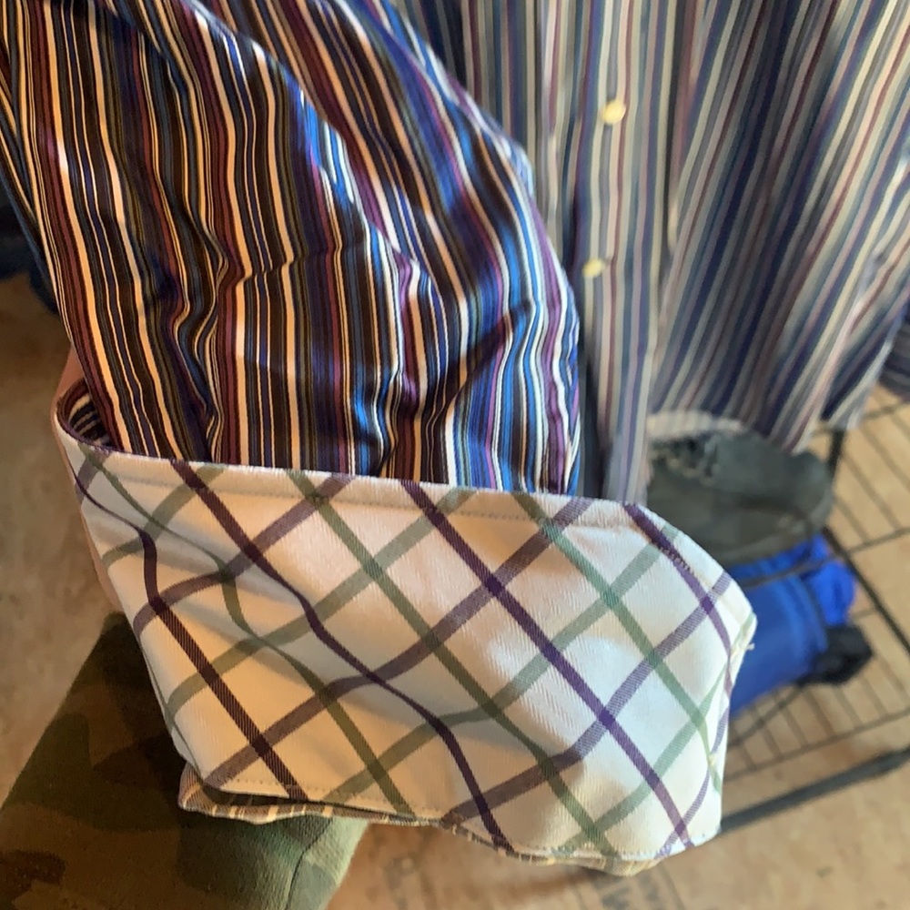 Long sleeve button down - Picture 2 of 3